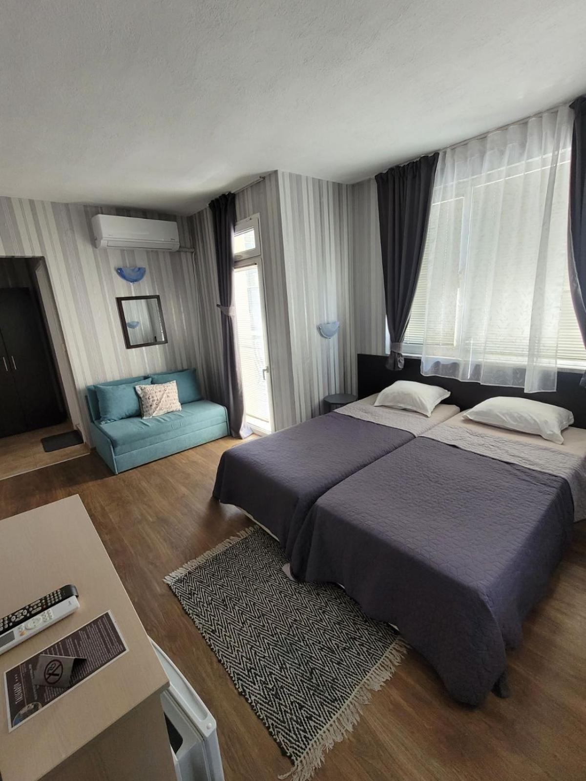 Guest House Taligarov Pomorie Buitenkant foto